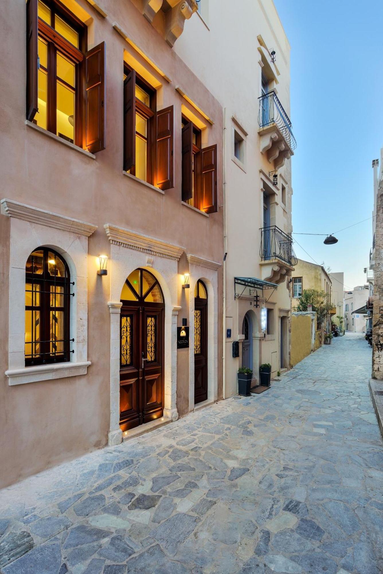 Neorion Living Leilighet